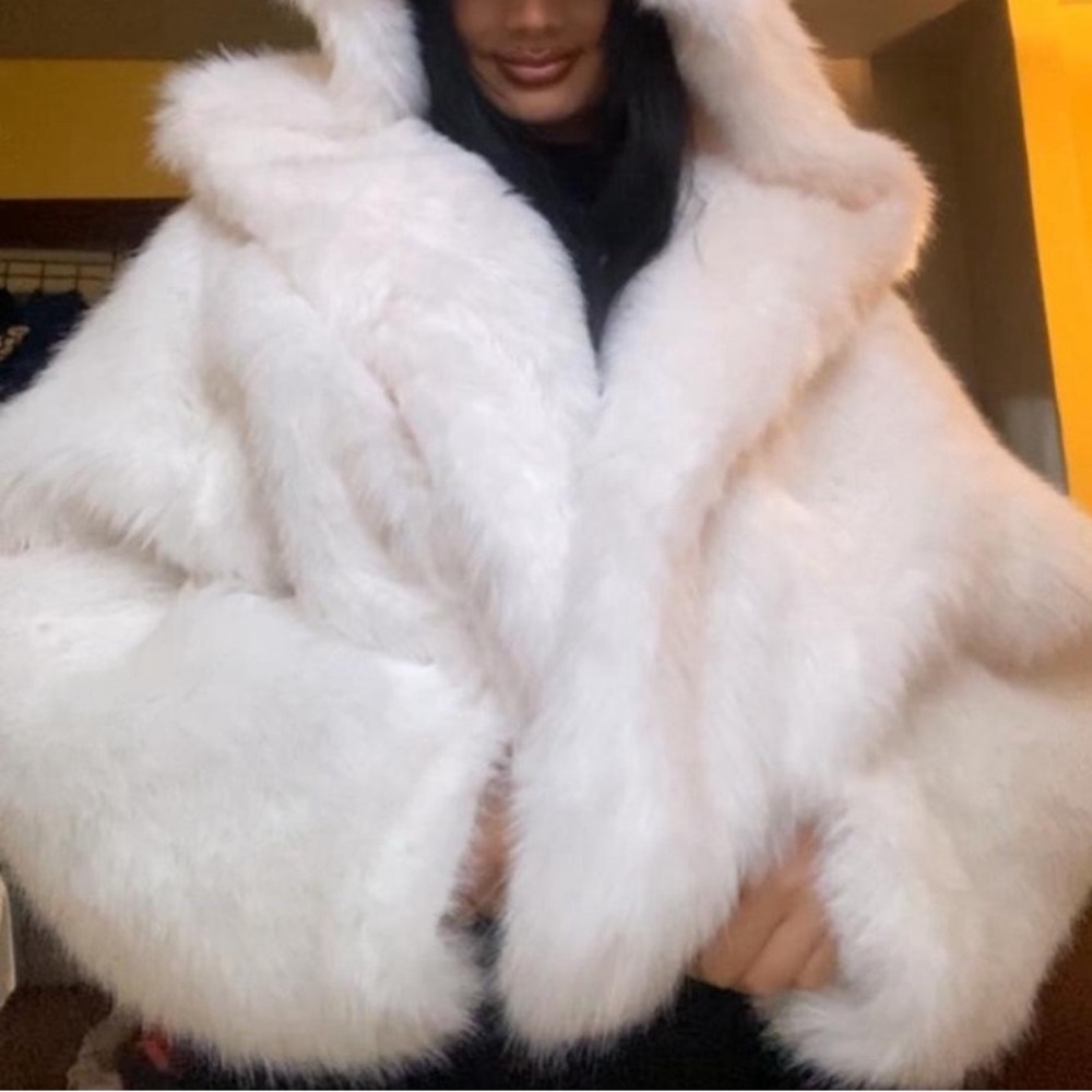 Women's White Faux Fur Oversized Coat